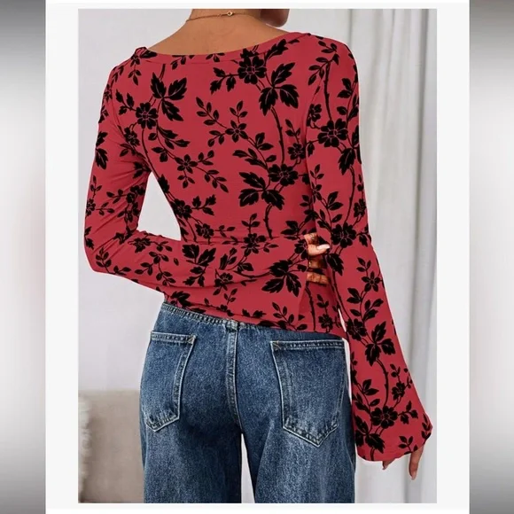 Floral Mesh Ruched Fitted Long Sleeve Top - Picture 2 of 6